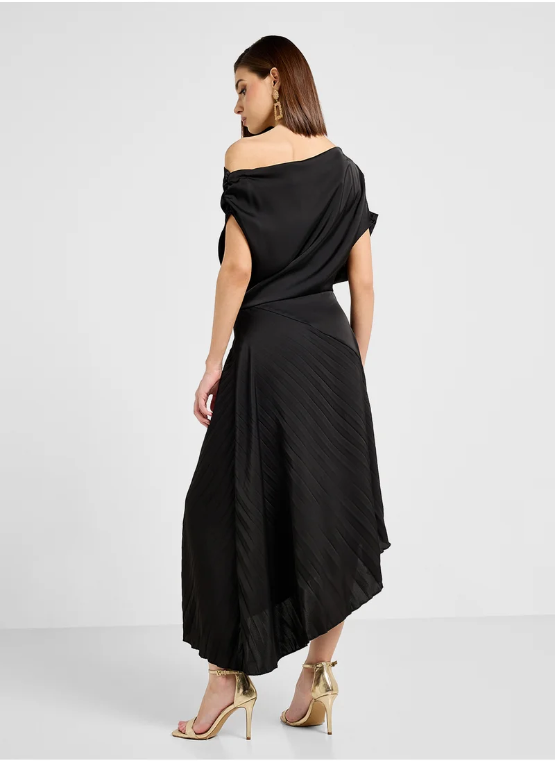ايلا Pleated Asymmetrical Dress