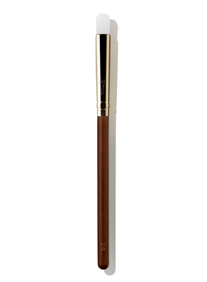 SOO ADOR BY MAENG #24 Concealer Brush (3D) - Round Dome Brush for Dimensional Blending and Blemish Coverage - Image 1