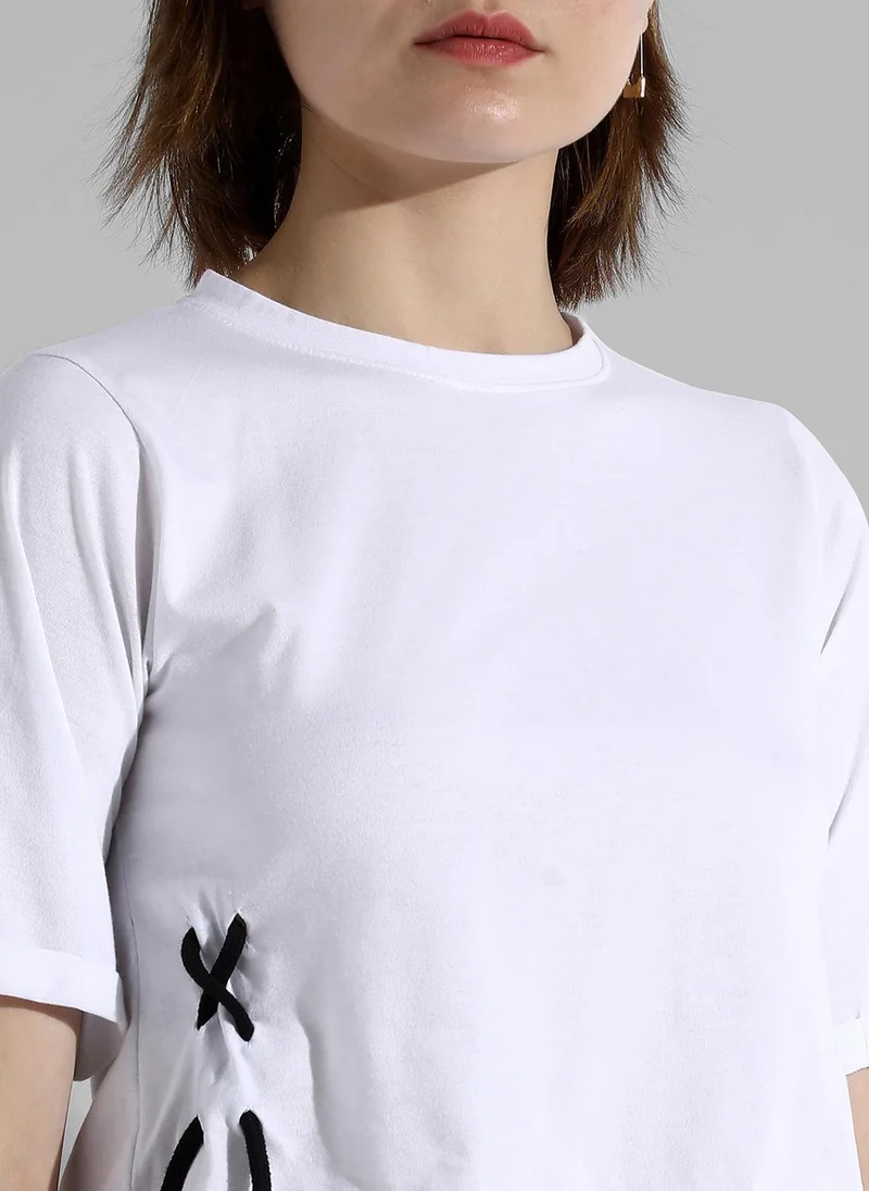 PINACOLADA Women's Chalk White Criss-Cross Cropped Top