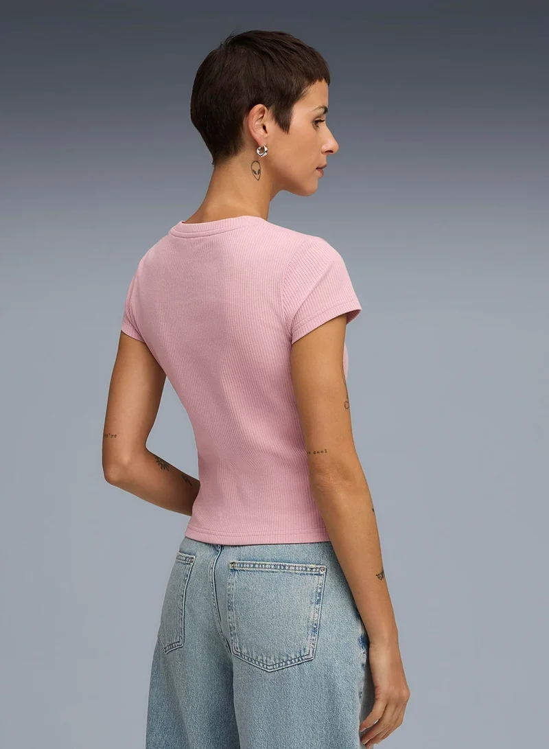 PUMA Wardrobe Essential Ribbed Slim Tee