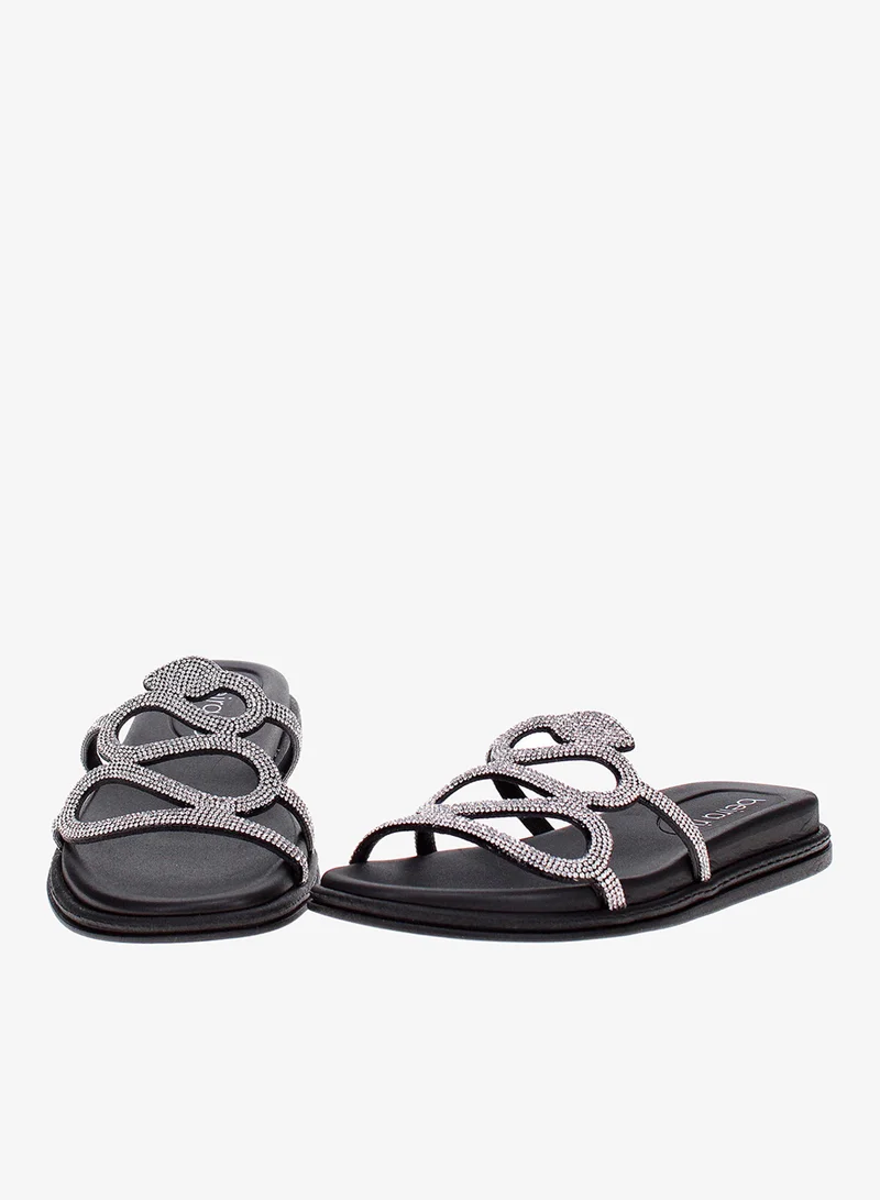 Beira Rio Black Beira Rio Women’s Flat Summer Footwear – Lightweight Slip-On Comfort with Stylish Casual Design for Women | Best Price UAE