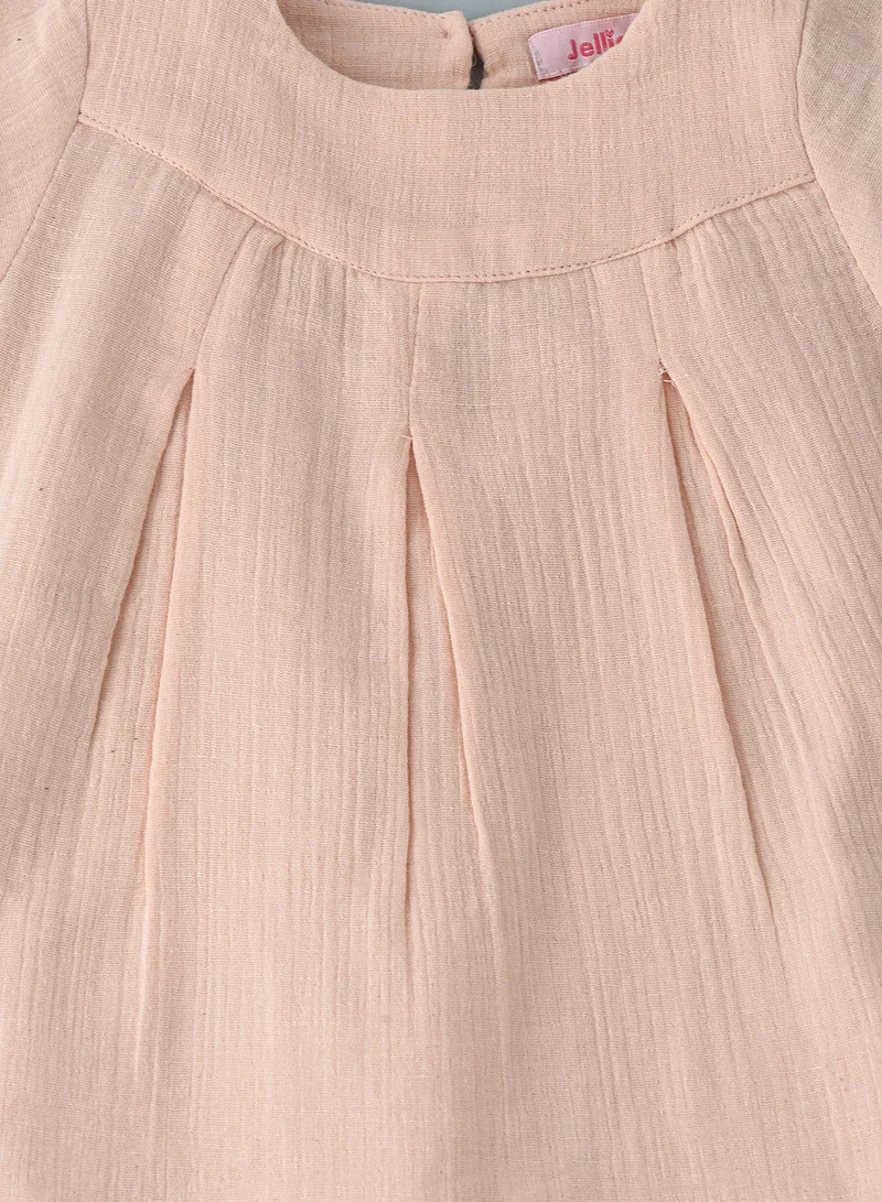 Jelliene Solid Woven Top