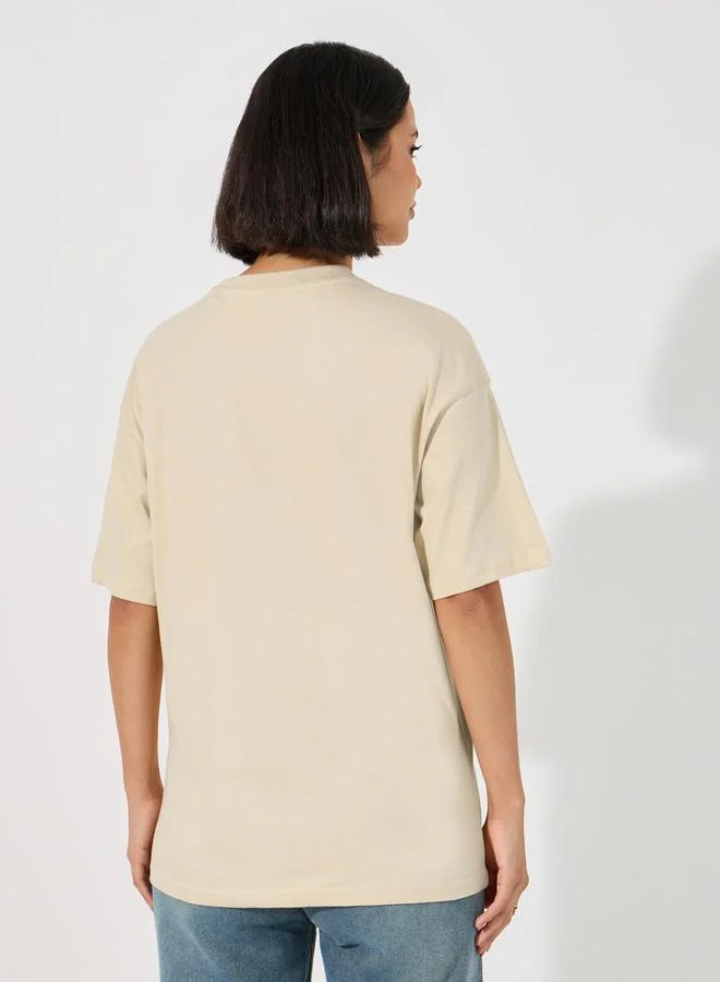 Styli Oversized La Poesie Paris Embroidered Slogan T-Shirt