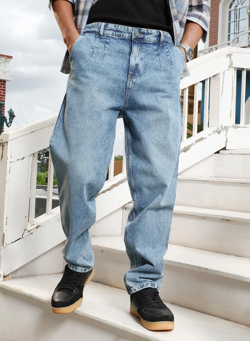 Campus Sutra Campus Sutra Men's Light Blue Light-Wash Pleated Denim Jeans | Mid-Rise , Straight Hem , Button Closure , Relaxed-Fit | Solid Denim | Cotton Jeans For Casual Wear