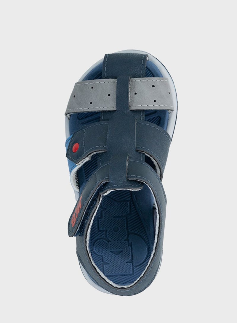 جست كيدز براندز صندل بشريط فيلكرو - Image 4