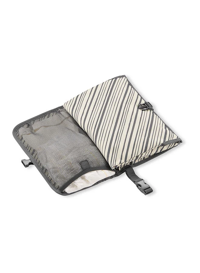 سكيب هوب Pronto Changing Station Graphite Stripe