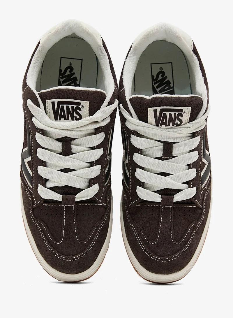 VANS Upland