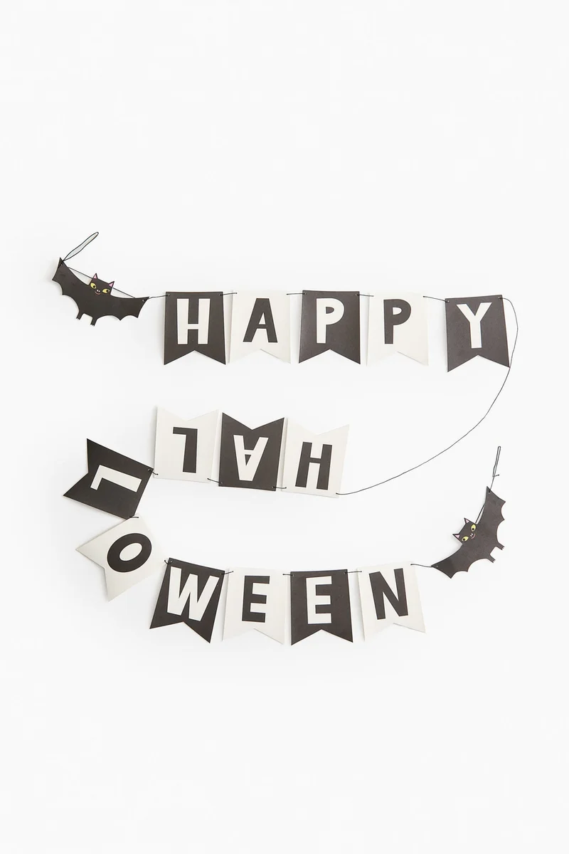 H&M Halloween garland