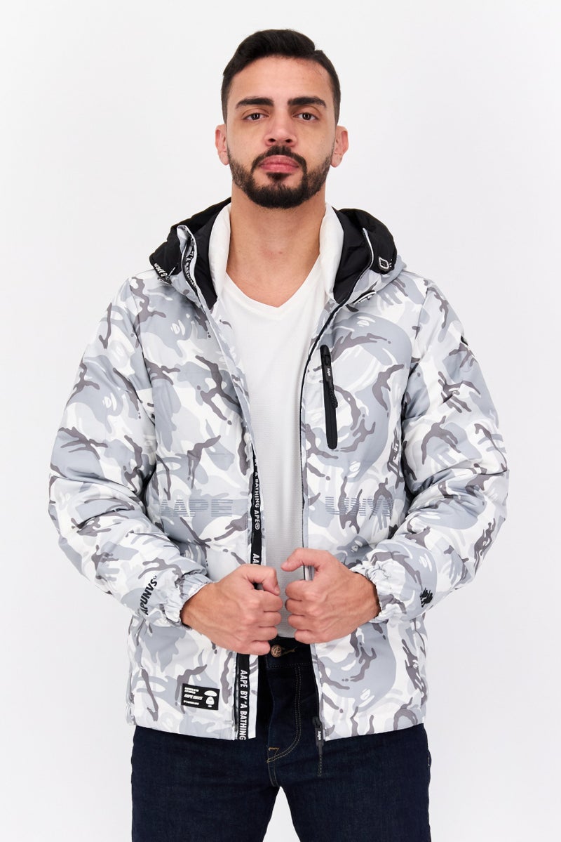 Aape By A Bathing Ape جاكيت بافر مموه للرجال، أبيض - Image 1