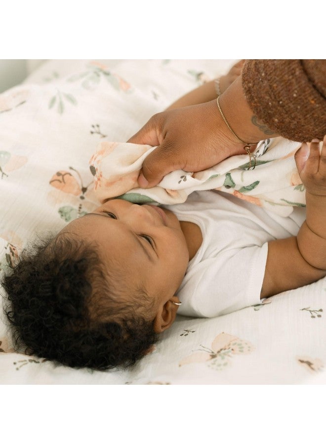 Crane BABY مجموعة مناشف استحمام للأطفال بزهور وردية من كرين - 5 مناشف ناعمة 100% قطن موسلين للمواليد الجدد - Image 4