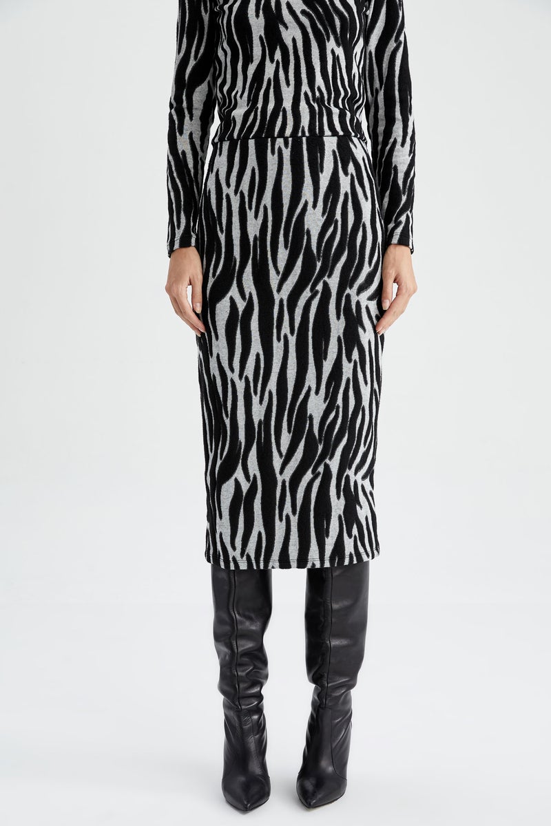 DeFacto Woman Zebra Patterned Regular Waist Midi Skirt  - Image 5