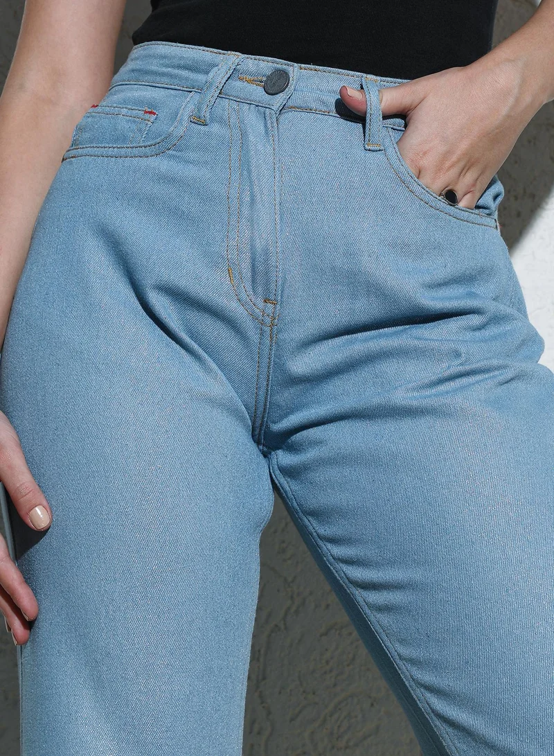 Pinacolada  Women's Light Blue Light-Wash Flared Denim Jeans For Casual Wear | High-Waist | Relaxed Fit | Button Closure | Denim Jeans Crafted With Comfort Fit For Everyday Wear for Women | Best Price UAE