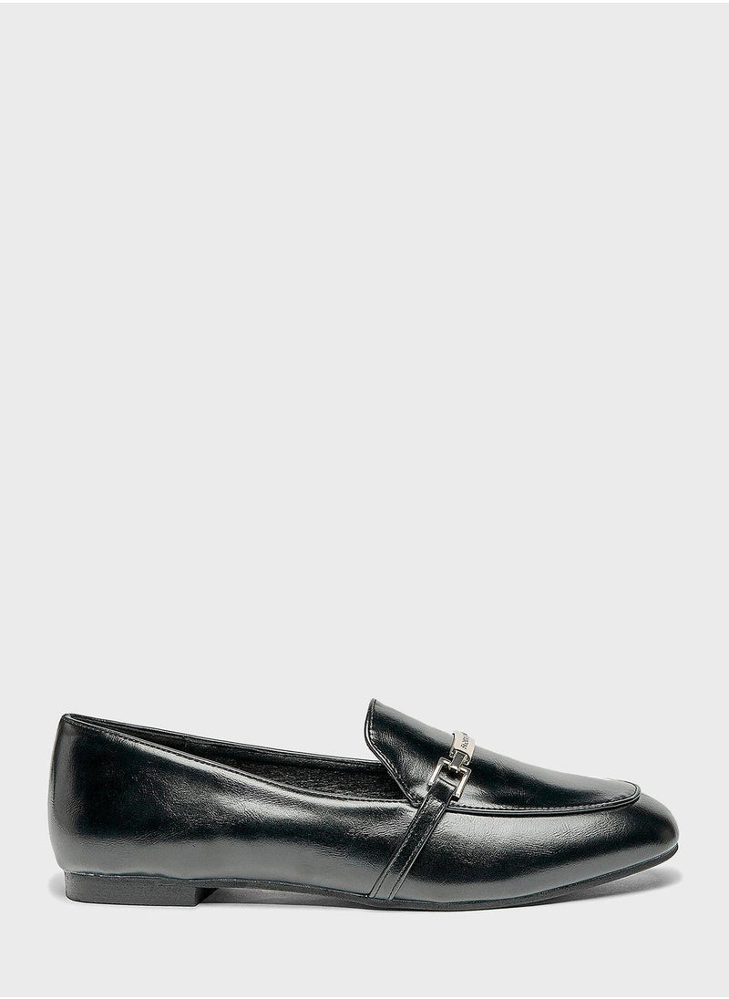shoexpress - Essential Slip Ons - Image 1