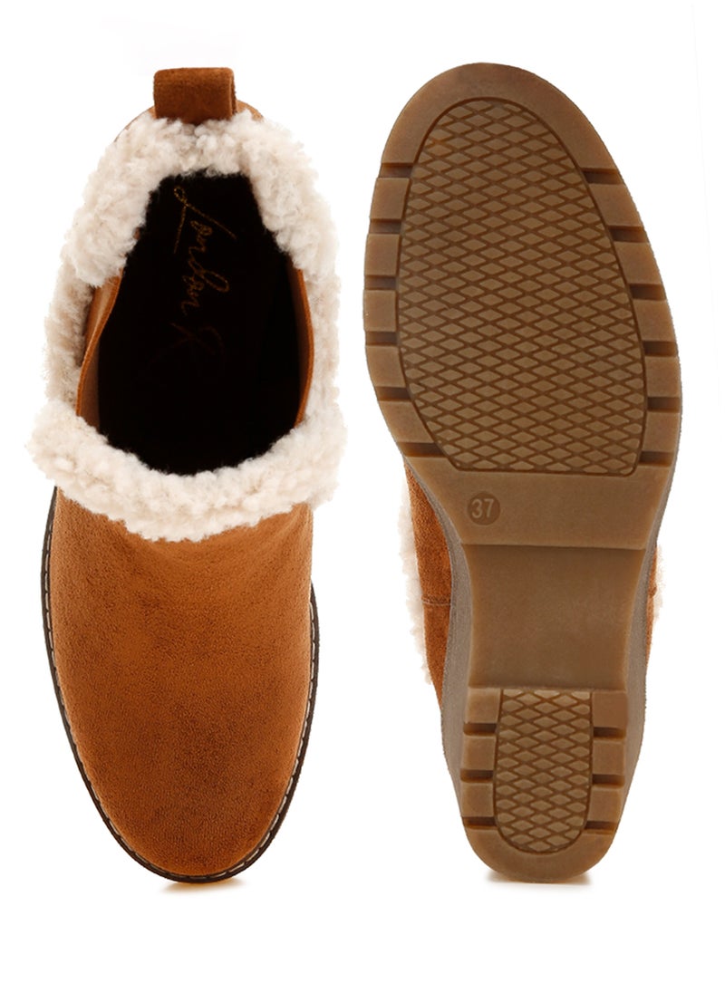 London Rag Faux Fur Lined Chelsea Boots in Tan  - Image 4