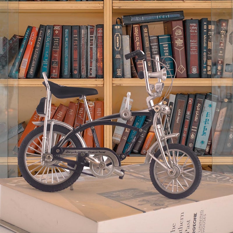 Ailejia Retro Bicycle Model Ornament For Kids Vintage Metal Desktop Mini Retro Style Alloy Classical Bike Toy Finger Bike Models Toys  Creative Iron Art Tabletop Ornament Toys (Schwin Black) - Image 4