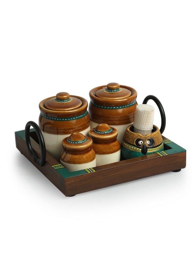 ExclusiveLane مجموعة جرار السيراميك متعددة الأغراض 'أولد مارتابان' للمخللات والصلصات مع مجموعة من هزازات الملح والفلفل وصينية (غير محكمة الإغلاق، 120 و 20 مل) | حامل مخللات مطلي يدويًا لمجموعة تخزين المطبخ - Image 3