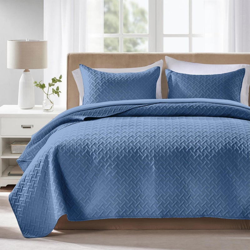 FLYMME King Size Quilt Bedding Set Bluish Grey Lightweight Bedspreads for Summer,Modern Style Geometric Weave Stripe Pattern,Soft Microfiber Bed Coverlet 3 Pieces (1 Quilt, 2 Shams) - Image 1