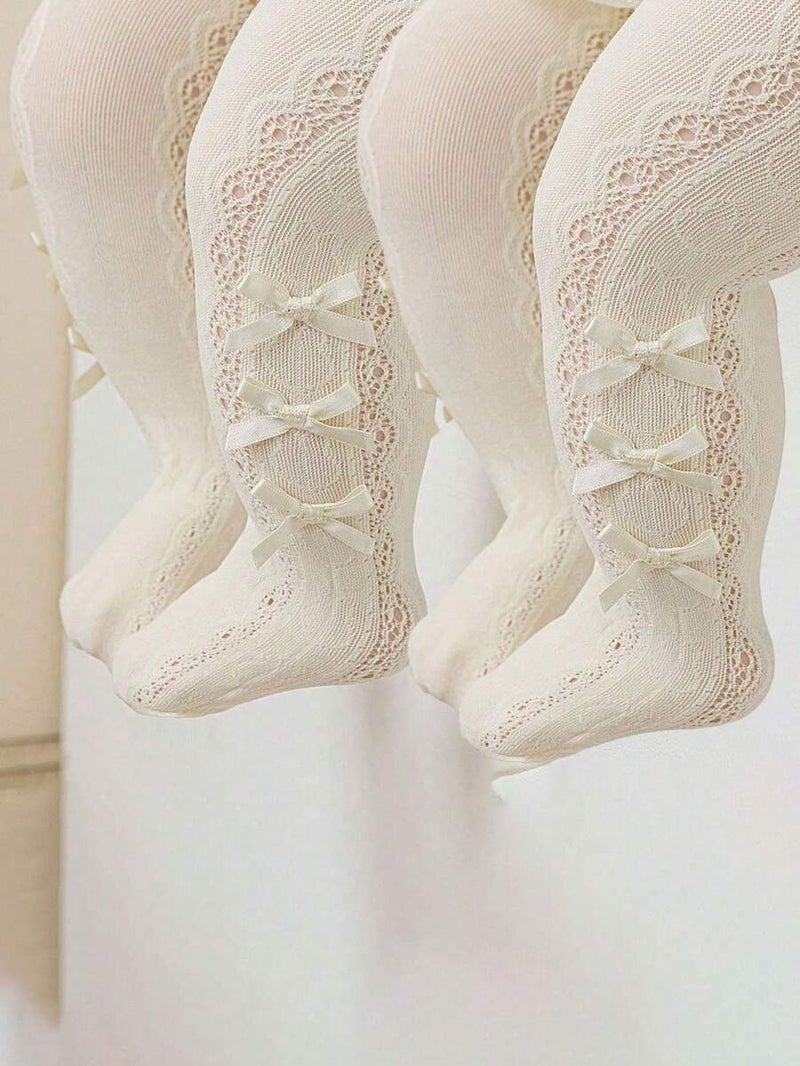 جوارب طويلة دانتيل للبنات مع فيونكات – كولون قطني أنيق وناعم – جوارب أطفال مريحة وقابلة للتنفس بتصميم أميري كلاسيكي - 6-12 اشهر - Image 4