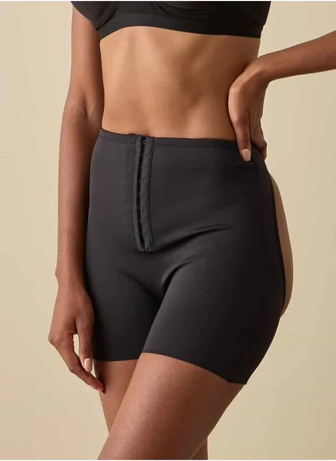 فاف Adjustable Hook Shaping Shorts