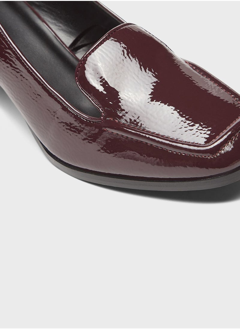 shoexpress - Pointed Toe Pumps - Image 1