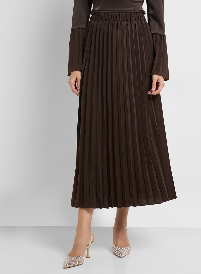 خزانة فستان ميدي بكسرات وكسرات بيبلوم - Image 4