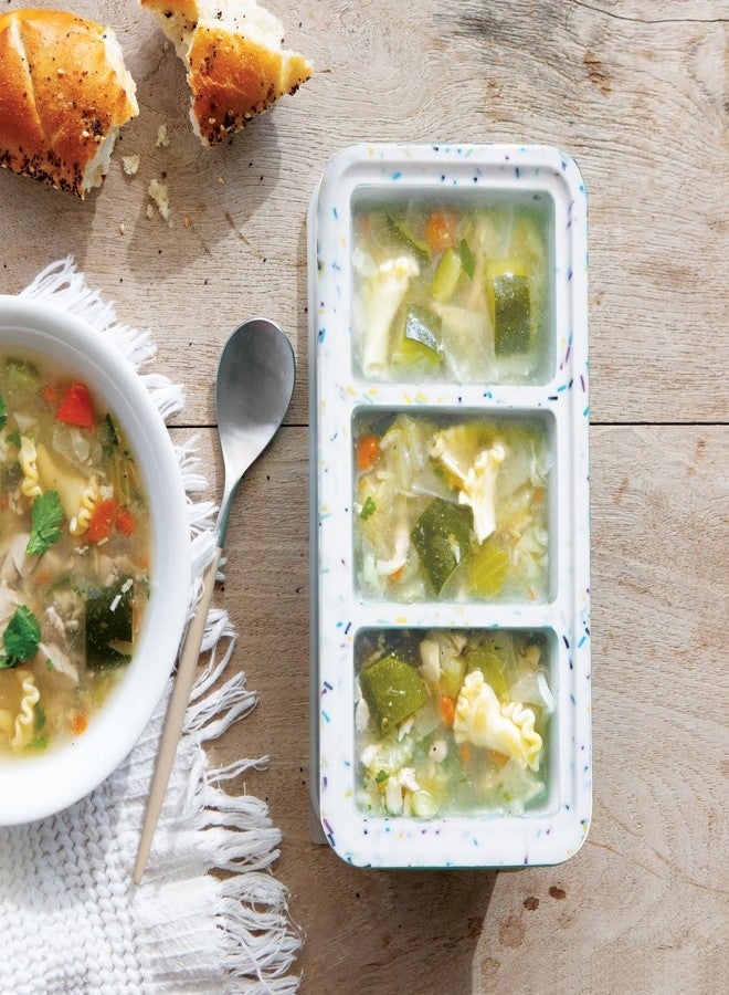 OGGI Prep & Portion Silicone Freezer Trays with Lid - Freezer Molds for Food, Ice Cube Tray, Food Prep Containers, Freezer Storage Containers, for Soup, Smoothie Cubes, Sauce, Broth, Leftovers - 1 Cup - Image 3