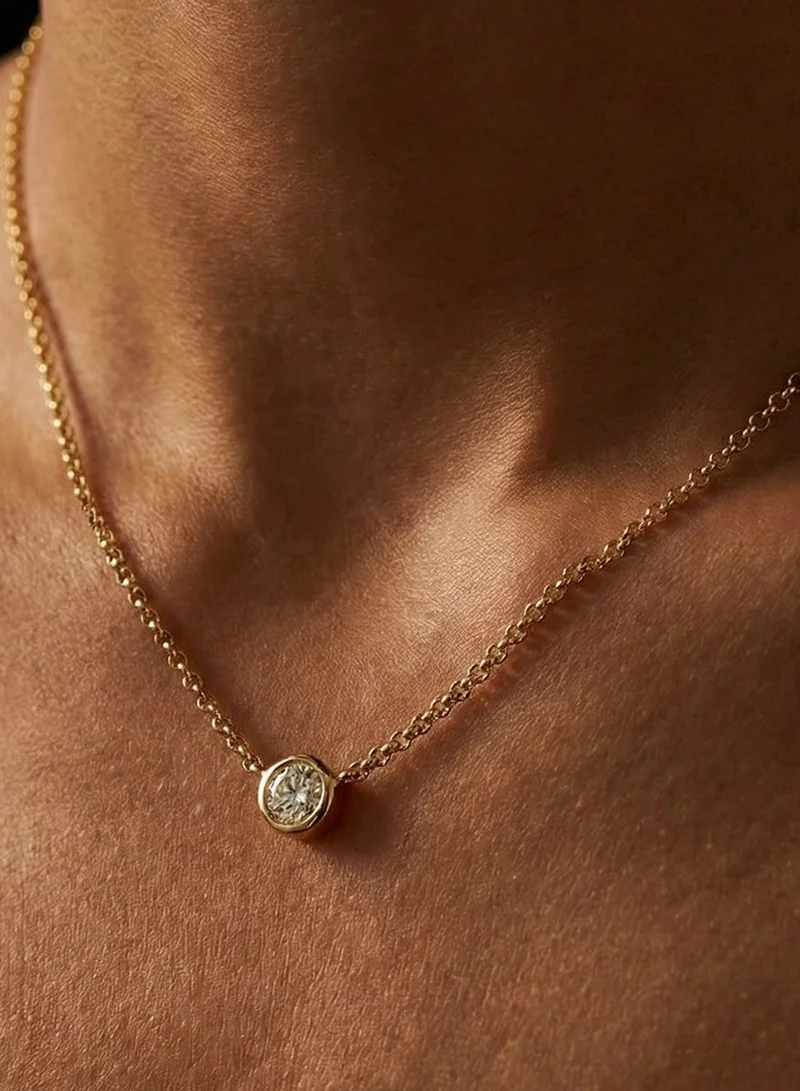 ليو جو قلادة ليو جو فاي الذهبية