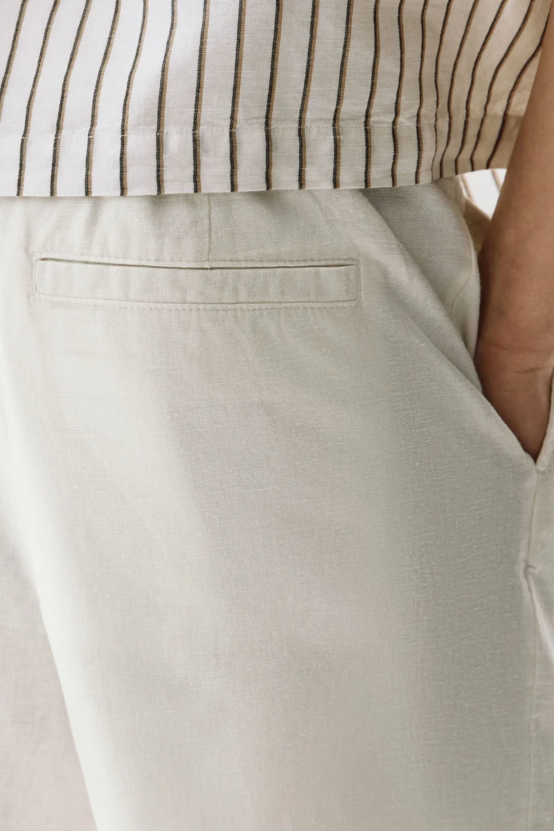 H&M  Relaxed Fit Linen-blend shorts for Men | Best Price UAE