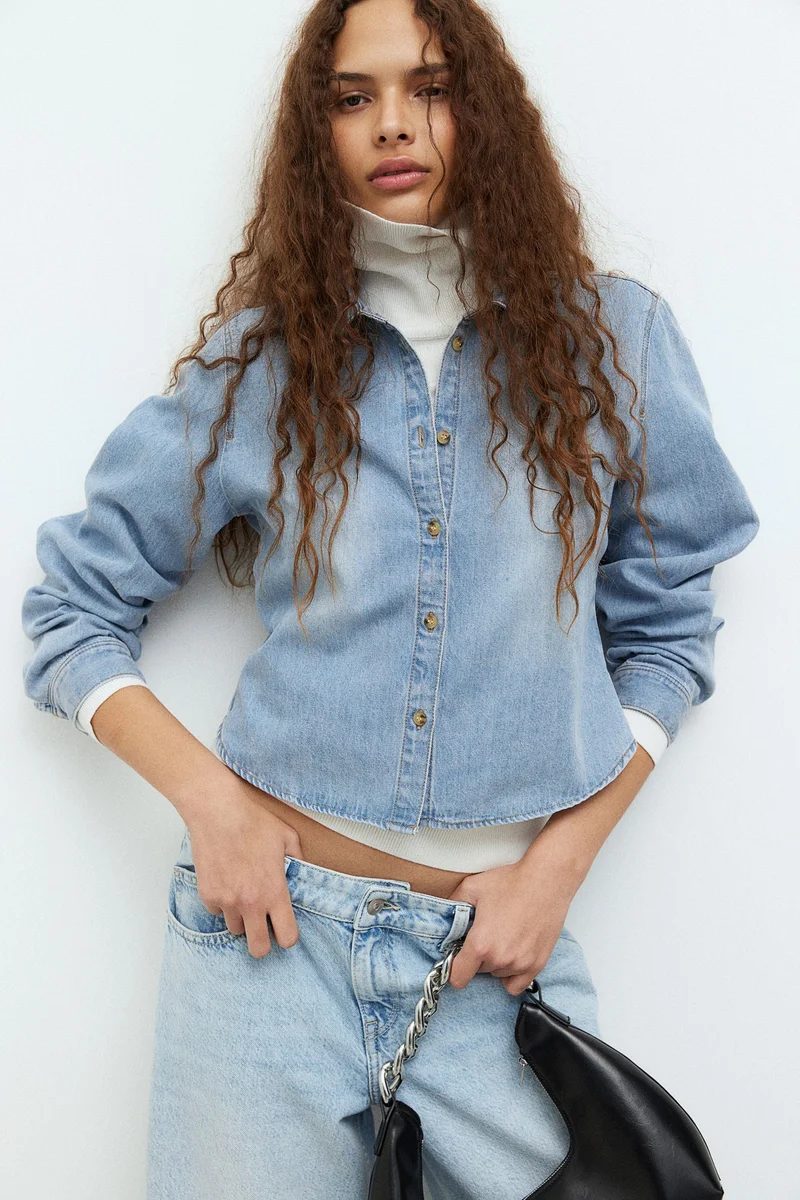 اتش اند ام قميص قصير من الدنيم