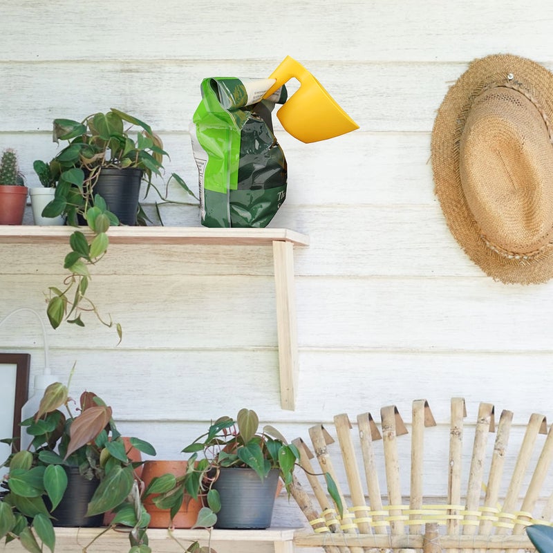 Perky-Pet 300-12 Scoop'n Fill Bird Seed Scoop - Image 2