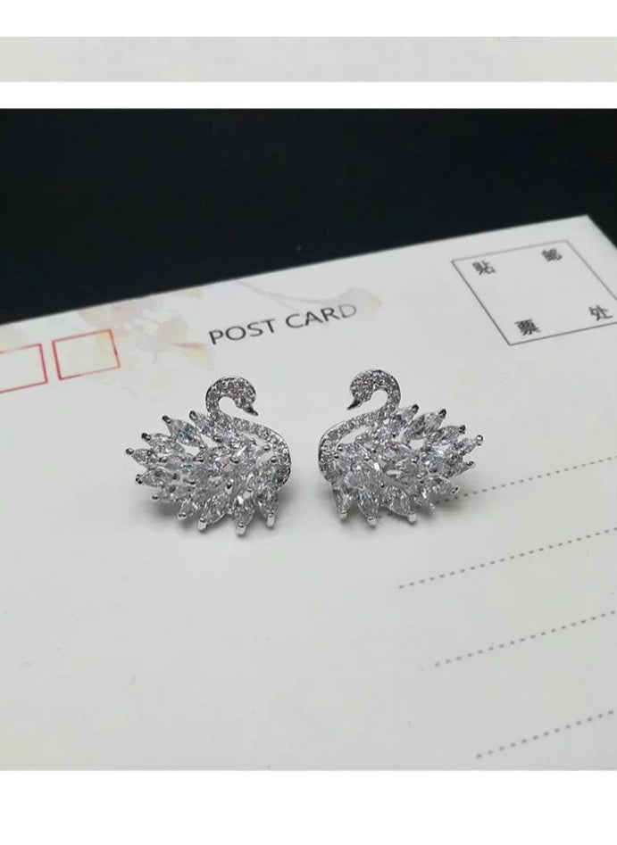 Exquisite White Swan Earrings: Elegance and Sophistication in Every Detail ,925 silver needle. - pzsku/ZCF31B4BCB52F4961CD14Z/45/_/1712052052/2ebb7442-a9fc-4919-8685-e0c4b6a232af