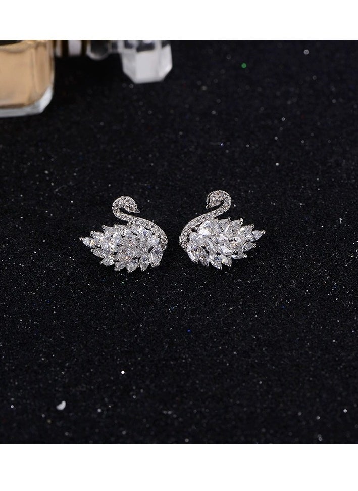 Exquisite White Swan Earrings: Elegance and Sophistication in Every Detail ,925 silver needle. - pzsku/ZCF31B4BCB52F4961CD14Z/45/_/1712053297/a827c78c-b8d0-49dc-bcf5-05cc82adea78