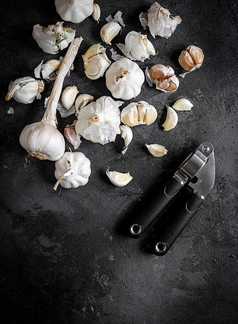 KitchenCraft Masterclass Soft-Grip Stainless Steel Garlic Press, Carded - Image 3