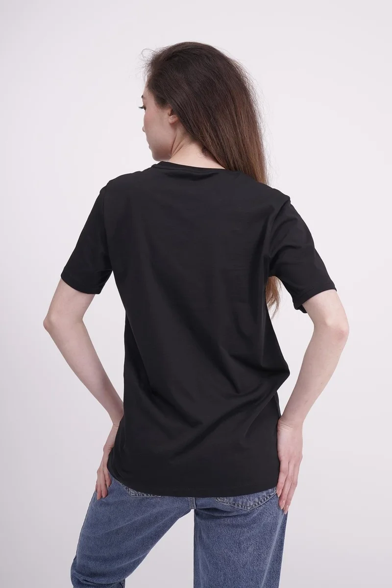 ذا سوكس كومباني Pati Embroidered Crew Neck Black Unisex T-Shirt