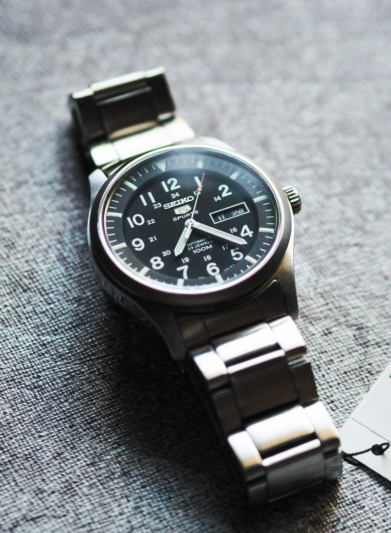 Seiko 5 Sports SNZG13K1 “Military Field” Automatic – 42 mm Stainless Steel, Black Dial, Day/Date Men's Watch - Image 3