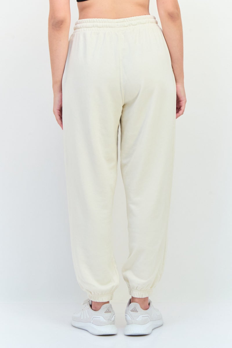 PUMA سروال رياضي نسائي مناسب في الهواء الطلق، أبيض فاتح - Image 3