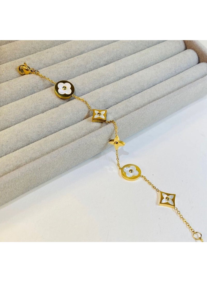 Julia Store 18K Gold Plated Stainless Steel Love Trendy Luxury Lucky Blossom Link Clover Bracelet for Women Bracelets Jewelry Gifts for Women - Mother Of Pearl - Image 5