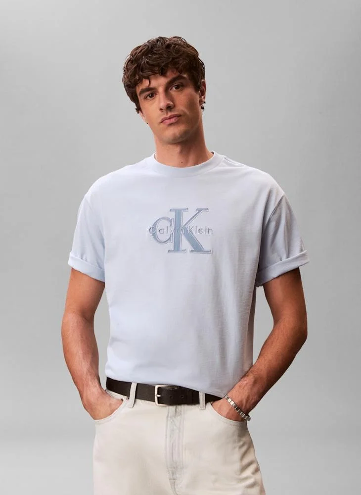 Relaxed Logo Appliqué T-shirt