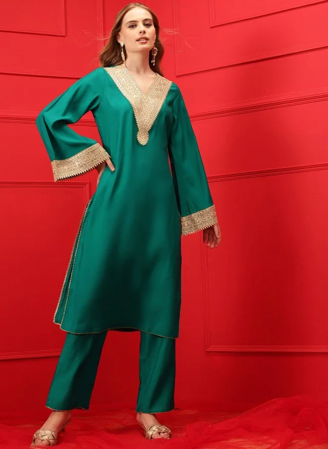 Indo Street Silk Blend V-Neck Kurta With Trousers For Women