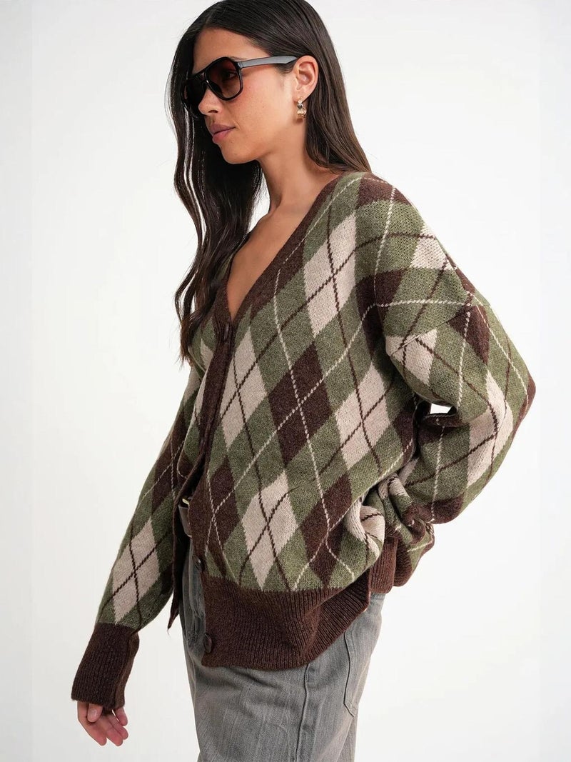 Mixray Oversize Argyle V-Neck Buttoned Cardigan - Image 4