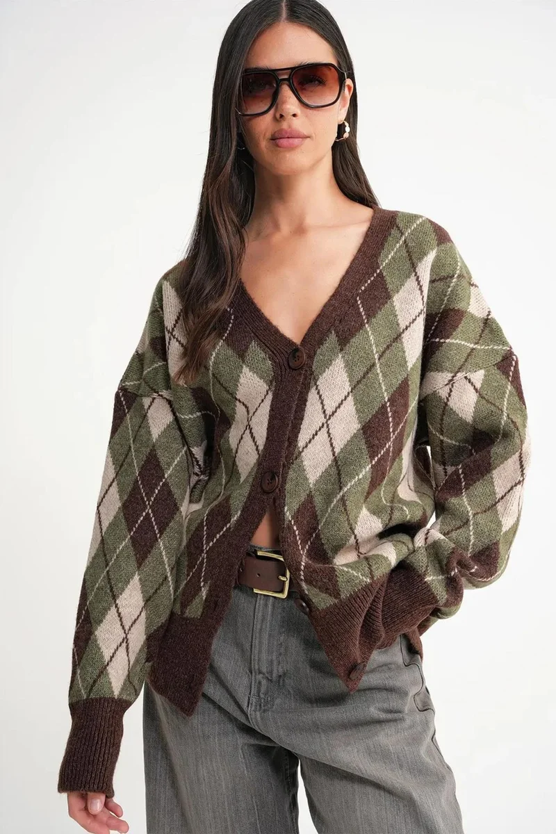 Mixray Oversize Argyle V-Neck Buttoned Cardigan