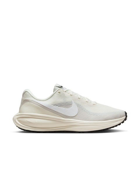W Nike Revolution 8