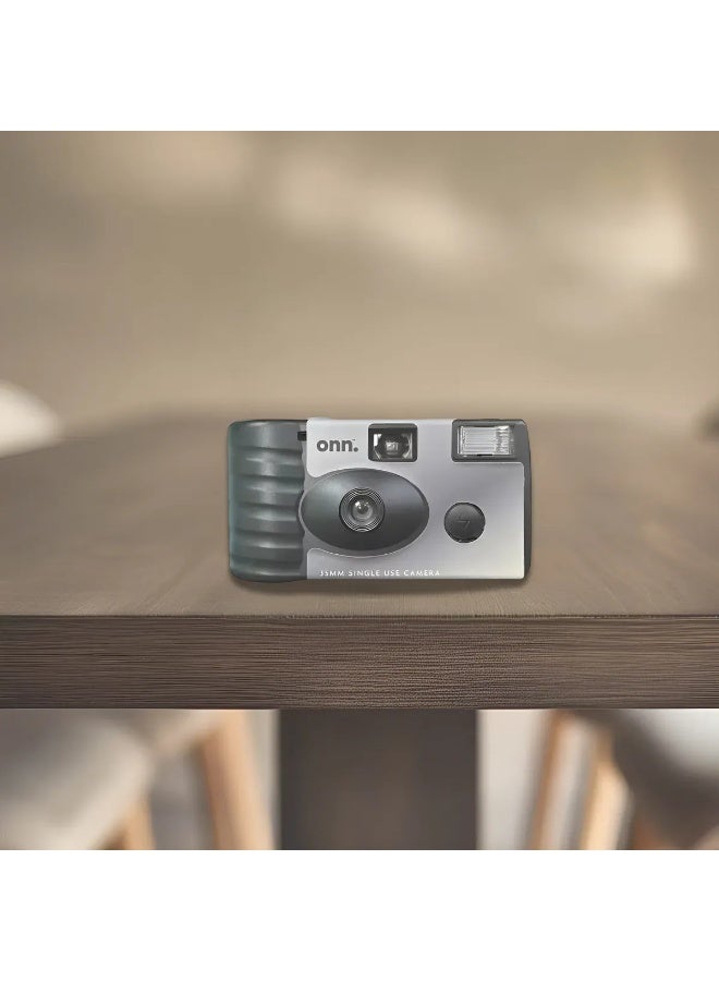Onn Single-use 35mm Black Disposable Camera - Image 4