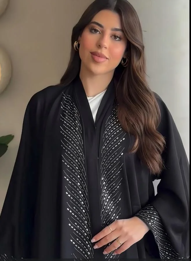 تايك تو عباية مزينة - أسود