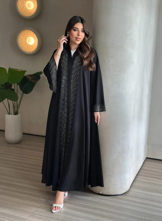 تايك تو عباية مزينة - أسود
