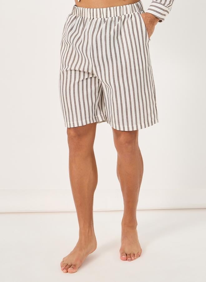 ستايلي طقم قميص وشورت مخطط بقصة عادية وياقة ماندرين - Image 4