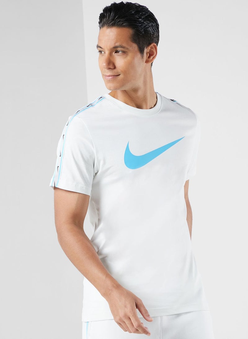 Nike Nsw Repeat T-Shirt - Image 1