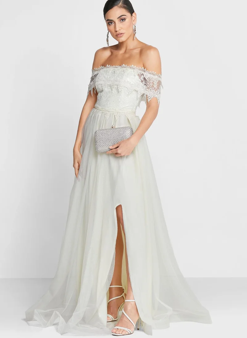 Namshi x Farah Hassan Bardot Lace Dress