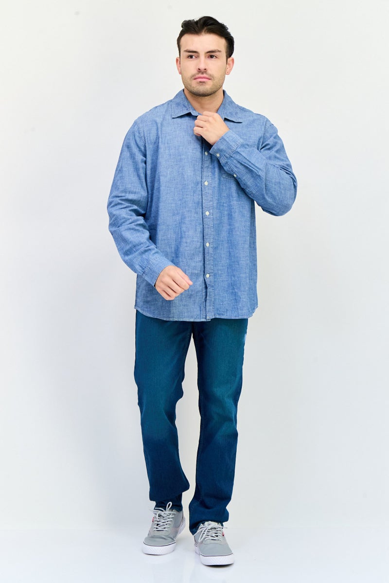 GAP قميص شيمبري طويل الأكمام للرجال بقصة عادية، لون غامق مغسول - Image 4