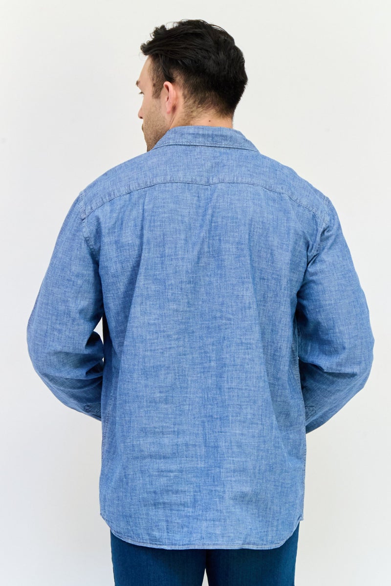 GAP قميص شيمبري طويل الأكمام للرجال بقصة عادية، لون غامق مغسول - Image 3